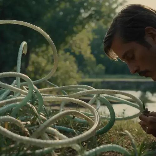 A Incrível Descoberta de August Kekulé: O Sonho do Benzene