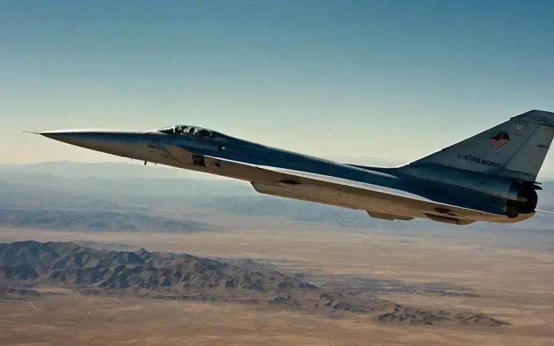 TIL: A História da Barreira do Som e Mach 6 em Edwards